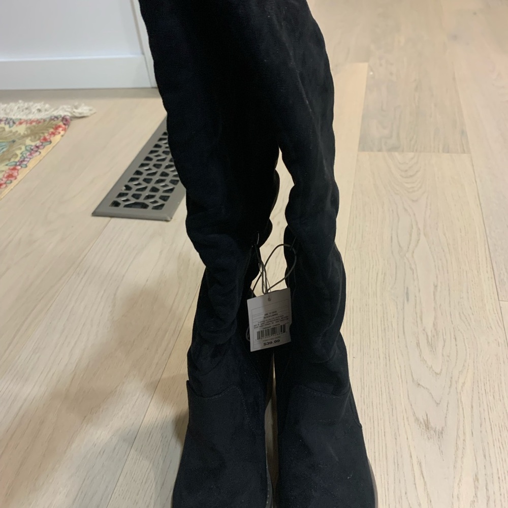 Brand new women boots